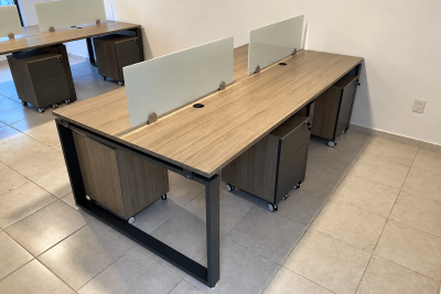 Escritorio Modular para 4 Usuarios MOD-002